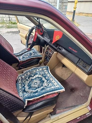 блок е34: Mercedes-Benz W124: 1988 г., 2.3 л, Механика, Бензин, Седан — 6
