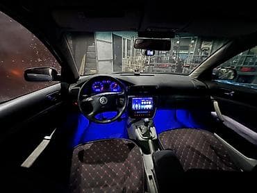 тв на авто: Volkswagen Passat Variant: 1999 г., 2.3 л, Механика, Бензин, Универсал — 6