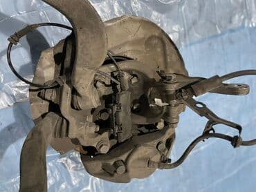 шины на вилочный погрузчик: Передняя левая Ступица BMW Б/у, Оригинал, Япония — 3