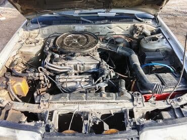 срочно продаю мазда: Mazda 626: 1988 г., 2 л, Механика, Бензин, Хэтчбэк — 7