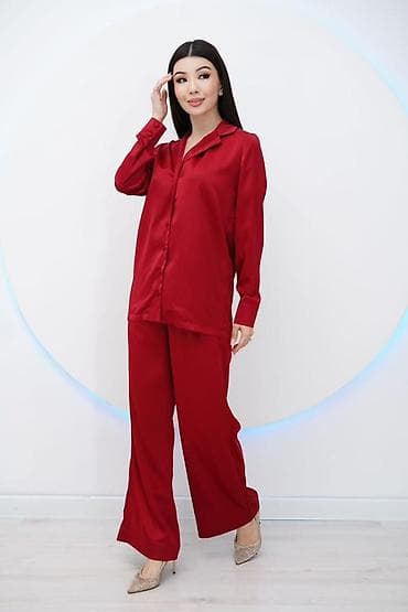 магазин женской одежды: Костюм женский из легкого атласа: рубашка + широкие брюки. - Посадка — 8
