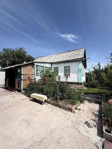 🏡 Продается уютный дом в Сокулуке! 📍 Участок: 6,8 соток 🏠 Площадь — 5