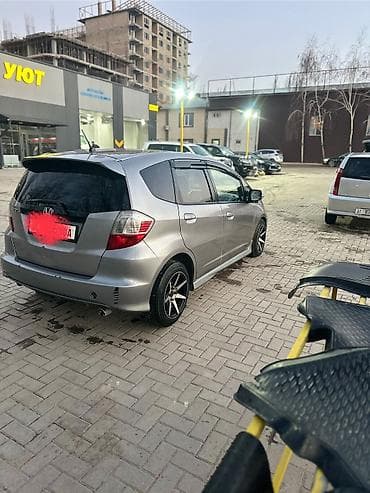 хонда фит 2008 год: Honda Fit: 2009 г., 1.5 л, Автомат, Бензин, Хэтчбэк — 4