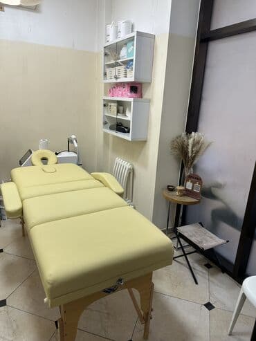 оборудование для парикмахерской: Требуется мастер по эпиляции: шугаринг, воск, лазер . Адрес Боконбаева — 3