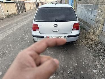 Продажа авто: Volkswagen Golf: 2000 г., 1.6 л, Бензин, Хэтчбэк — 1