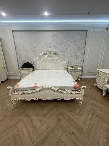 новый спальный гарнитур: Спальные гарнитуры современного дизайна Комплекты для спальни в — 7