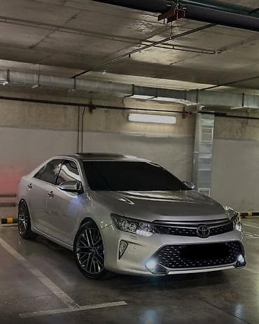 500: Toyota Camry: 2017 г., 3.5 л, Автомат, Бензин, Седан — 2