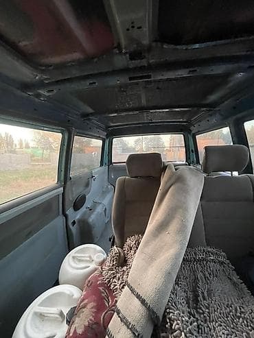 Унаа сатуу: Volkswagen Transporter: 1992 г., 2 л, Кол менен иштөөчү, Бензин, Van — 9