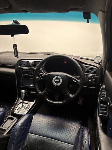 капот легаси: Subaru Legacy: 1999 г., 2 л, Автомат, Бензин, Седан — 9
