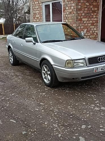 Audi 80: 1992 г., 0.2 л, Механика, Седан