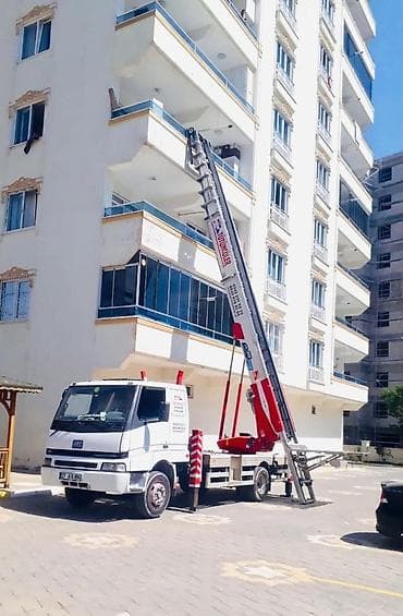 atem mini: Услуга подъемника для переезда/грузов на высоту - Автовышка-подъемник — 1