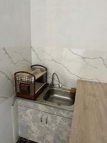 банный чан: Сдаётся комната с отдельным санузлом и мини-кухонной зоной. 20 000 сом — 2