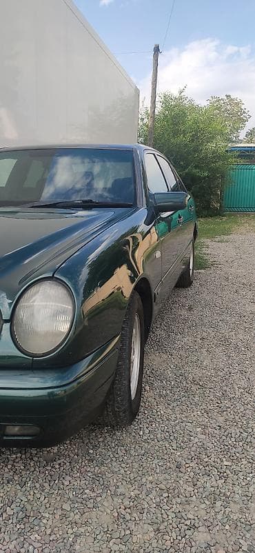 Mercedes-Benz E-Class: 1997 г., 2.3 л, Механика, Бензин, Седан — 9