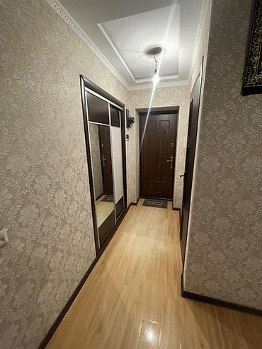 Батирлер: 2 бөлмө, 43 м², Хрущевка, 2 кабат — 1