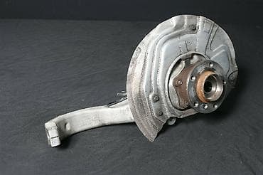 х5: Кулак поворотный левый (цапфа) на BMW x5 E70 Цена без подшибника — 4