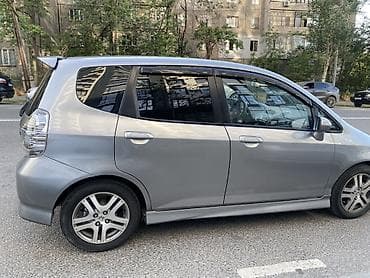 обшивка на фит: Honda Jazz: 2008 г., Вариатор, Бензин, Хэтчбэк — 6