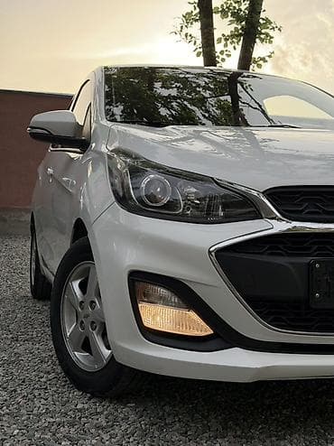 Продажа авто: Chevrolet Spark: 2019 г., 1 л, Вариатор, Бензин, Хэтчбэк — 5