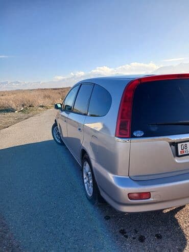 ремень безопасности камри: Honda Stream: 2001 г., Автомат, Бензин, Минивэн — 3