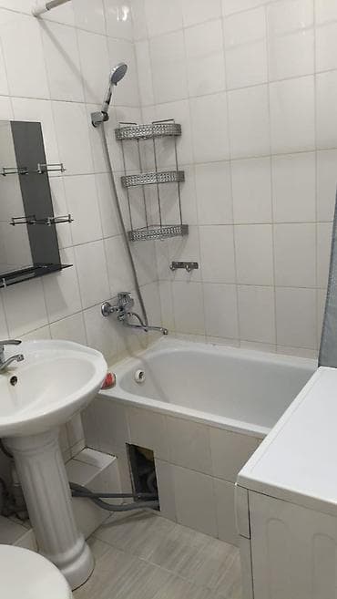 Продажа квартир: 2 комнаты, 53 м², 106 серия улучшенная, 1 этаж, Косметический ремонт — 5