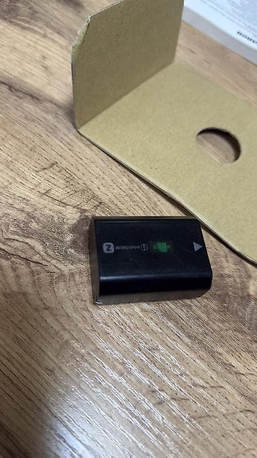 battery pack: Продам батарейку оригинал от Сони А7 3, состояние идеальное! Четко — 3
