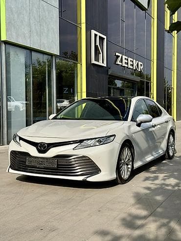 Toyota Camry: 2018 г., 2.5 л, Автомат, Бензин, Седан at lalafo.kg Toyota Camry: 2018 г., 2.5 л, Автомат, Бензин, Седан