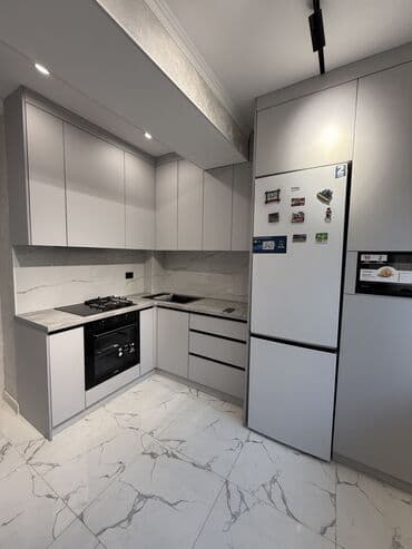 шкаф буушный: Кухни на заказ в современном минималистичном стиле - Планировки — 16