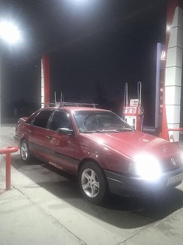 step spada: Volkswagen Passat: 1989 г., Бензин, Седан — 1