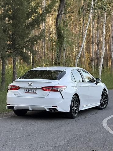 вент выход: Toyota Camry: 2019 г., 2.5 л, Автомат, Бензин, Седан — 4
