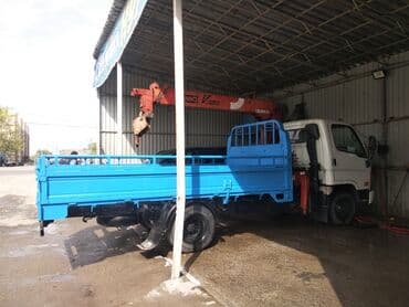 купить грузовой автомобиль с манипулятором бу: Манипулятор | Стрела 10 м 2 т | Борт 3000 кг — 1