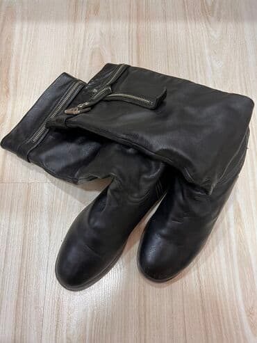 Продаю осенние сапоги, натуральная кожа. Состояние 7 из 10. Брала за at lalafo.kg Продаю осенние сапоги, натуральная кожа. Состояние 7 из 10. Брала за