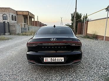 shadow line: Hyundai Grandeur: 2020 г., 2.4 л, Автомат, Гибрид, Седан — 4
