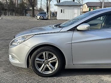 Hyundai Sonata: 2011 г., 2.4 л, Автомат, Бензин, Седан — 10