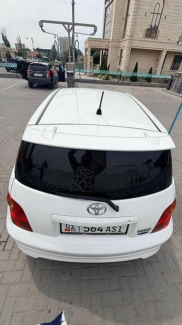 кпп на гольф 3: Toyota Ist: 2003 г., Автомат, Бензин, Хэтчбэк — 2