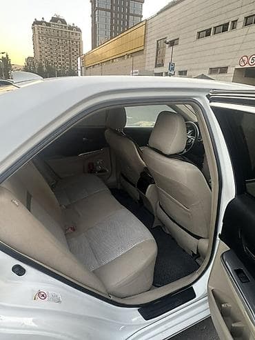 нива битый: Toyota Camry: 2013 г., 2.5 л, Автомат, Гибрид, Седан — 9