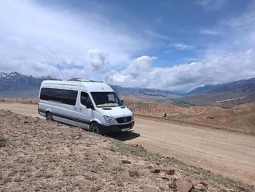 скутер на воде: Пассажирский микроавтобус Mercedes‑Benz Sprinter (удлинённая версия — 1