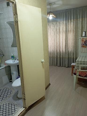 каартира на ночь: 2 комнаты, Эконом, Бишкек Парк ТРЦ, Кондиционер, Бытовая техника, Интернет, Wi-Fi — 8