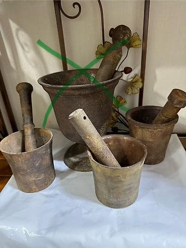 Чугуннуе ступки с пёстиками, разные at lalafo.kg Чугуннуе ступки с пёстиками, разные