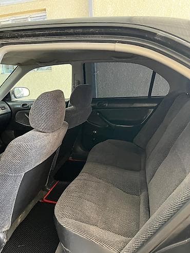 small car: Honda Civic: 1998 г., 1.4 л, Автомат, Бензин, Седан — 5