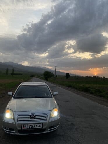 кун на юто: Toyota Avensis: 2003 г., 1.8 л, Механика, Бензин, Седан — 1