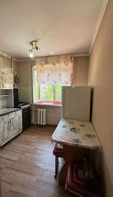 Батирлер: 1 бөлмө, Юг-2 мкр Кыймылсыз мүлк агенттиги, Кыздарга гана, 1 жылдан баштап, 1 айдан баштап, 3 айдан баштап, Жарым -жартылай эмереги бар — 5