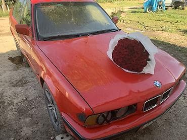 трактор 82 1: BMW 5 series: 1992 г., 2 л, Кол менен иштөөчү, Бензин, Седан — 2