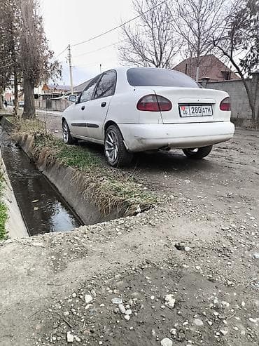 Продажа авто: Daewoo Lanos: 1997 г., Механика, Бензин, Седан — 2