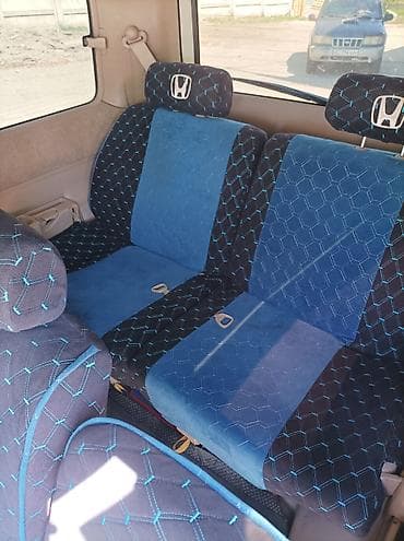 step: Honda Stepwgn: 2002 г., 2 л, Бензин, Минивэн — 8