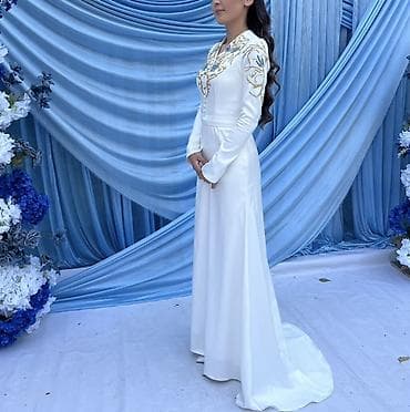 свадебное кыргызское платье: Платье на кыз узатуу, S, Со шлейфом, Новый, цвет - Белый — 3