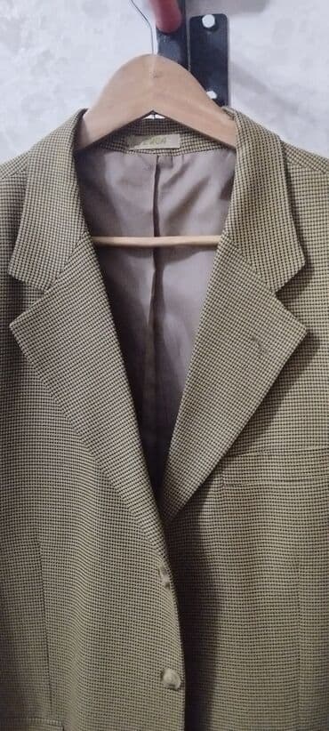 срочно продаю в связи с переездом: Мужской костюм, 2XL, Bershka, Б/у, цвет - Желтый, Самовывоз — 3