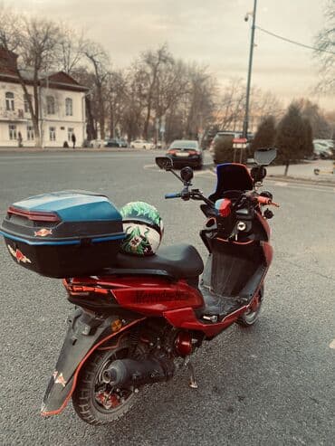 тенты на авто: Макси-скутер 175 куб. см, Бензин, Б/у — 5