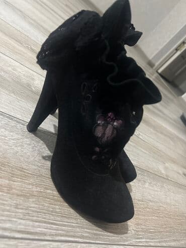 Ботинки и ботильоны: Ботинки, 39, ADI, Б/у, цвет - Черный, Самовывоз — 2