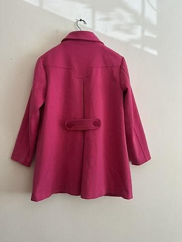 Личные вещи: Яркое женское полупальто/пальто-куртка цвета фуксия. - Классический — 2