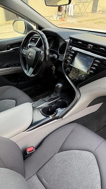 corolla 2004: Toyota Camry: 2020 г., Автомат, Бензин, Седан — 5