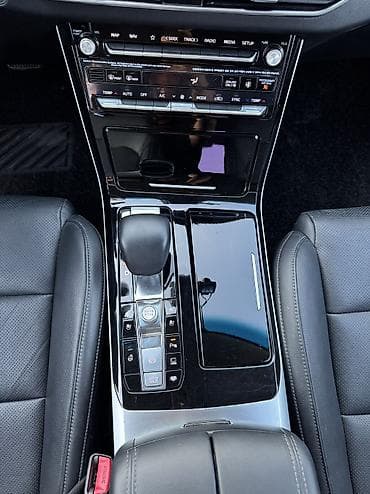 Kia K7: 2020 г., 2.4 л, Автомат, Гибрид, Седан — 4